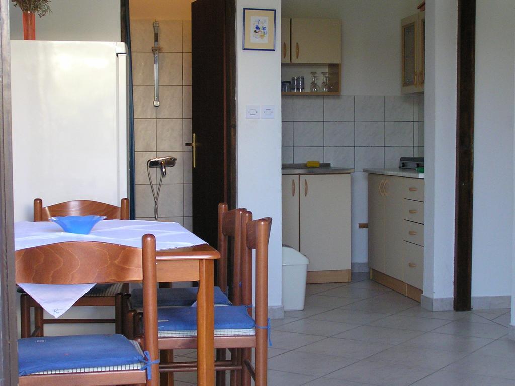 Apartments Sugar Mandre Kamer foto